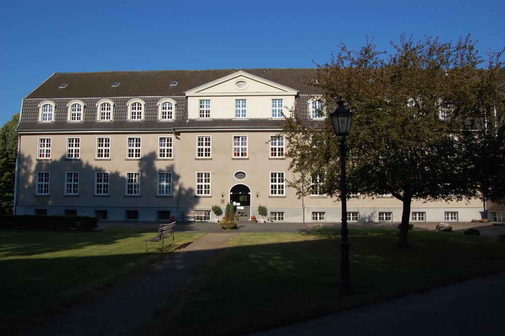 Pension Augenblick Knechtsteden Дормаген Экстерьер фото